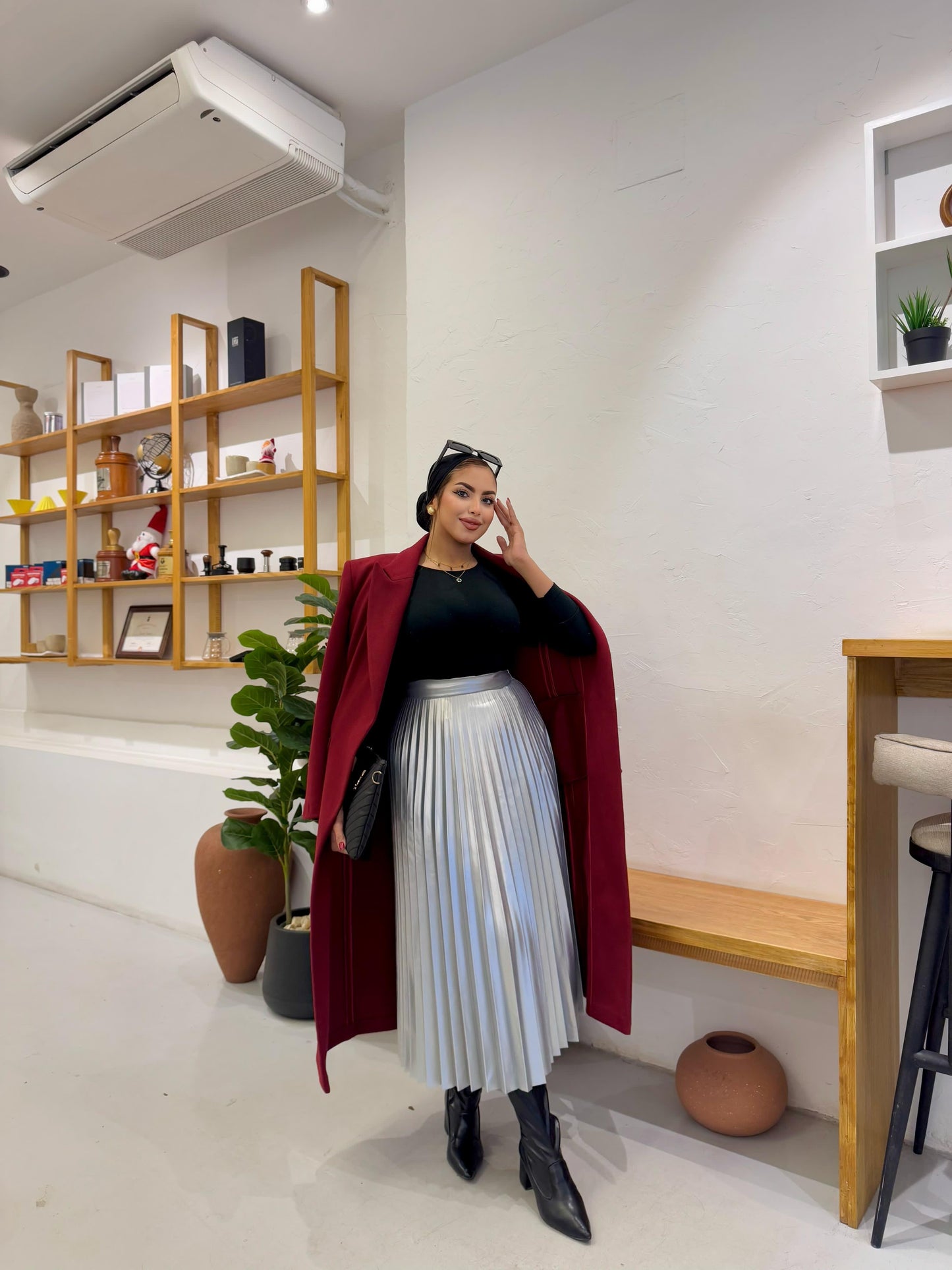 pleated leather pocket