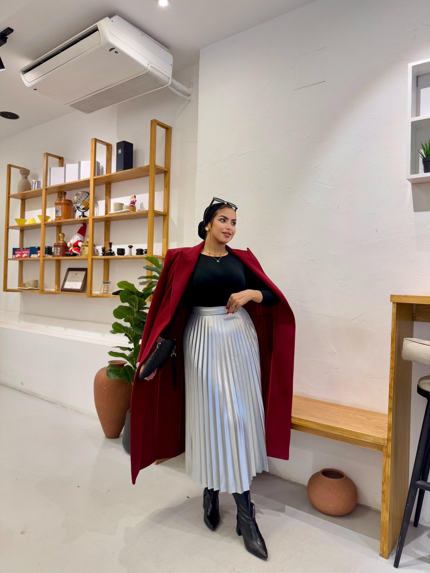 pleated leather pocket